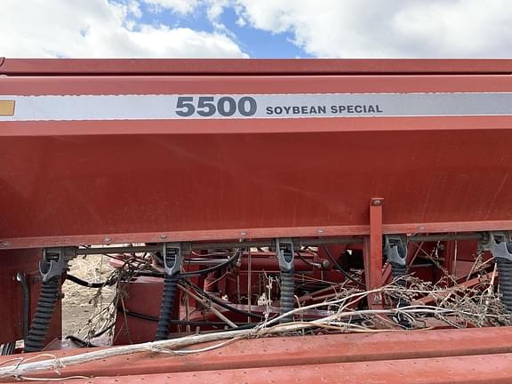 Image of Case IH 5500 equipment image 2