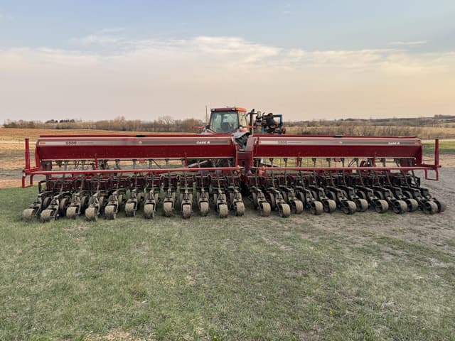 Image of Case IH 5500 equipment image 4