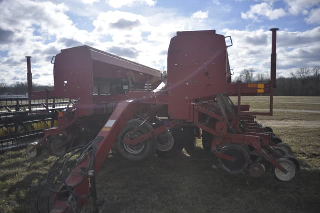 Image of Case IH 5500 equipment image 3