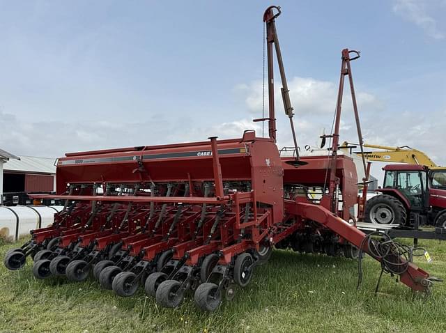 Image of Case IH 5500 equipment image 2