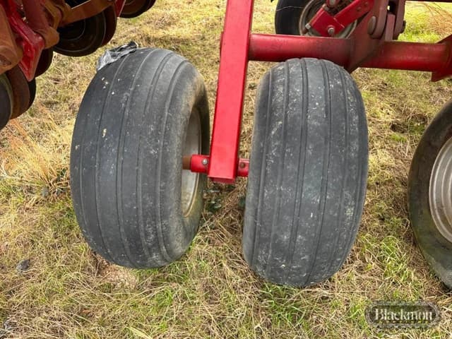 Image of Case IH 5500 equipment image 4