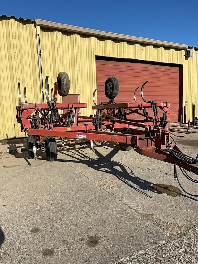 Image of Case IH 5600 equipment image 1