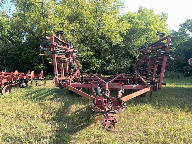 Image of Case IH 5600 equipment image 1
