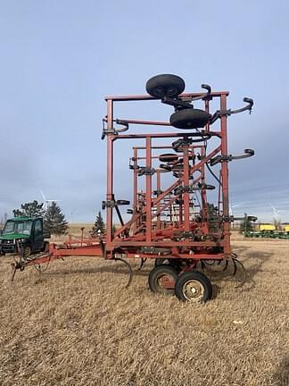 Image of Case IH 5600 equipment image 3