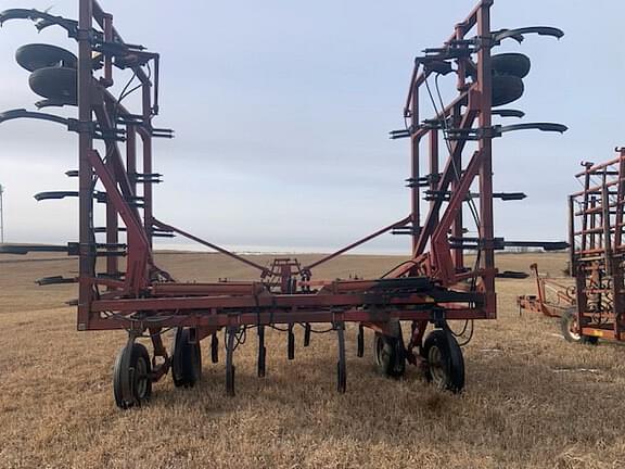 Image of Case IH 5600 equipment image 1