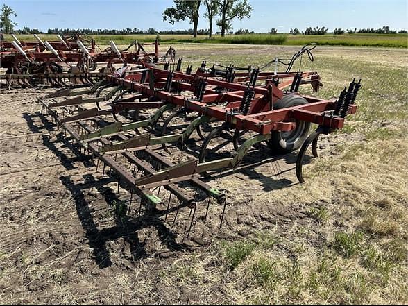 Image of Case IH 5600 equipment image 1