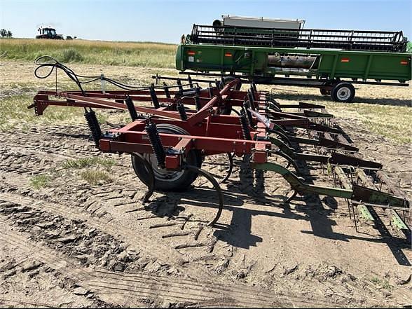 Image of Case IH 5600 equipment image 4