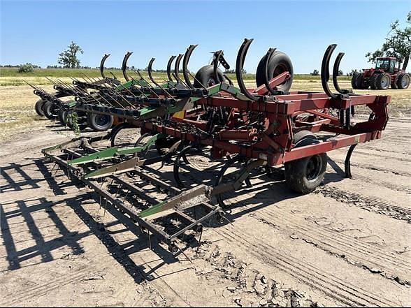 Image of Case IH 5600 equipment image 4