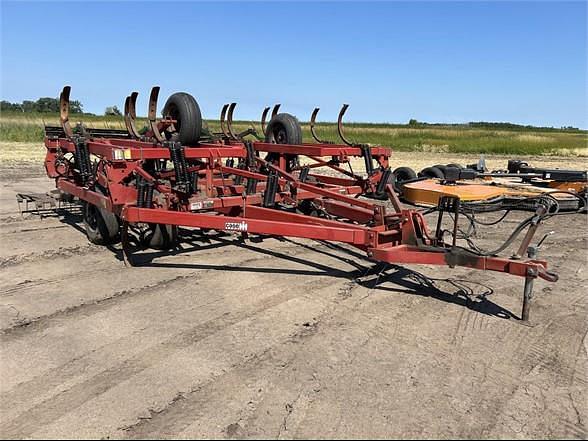 Image of Case IH 5600 equipment image 2