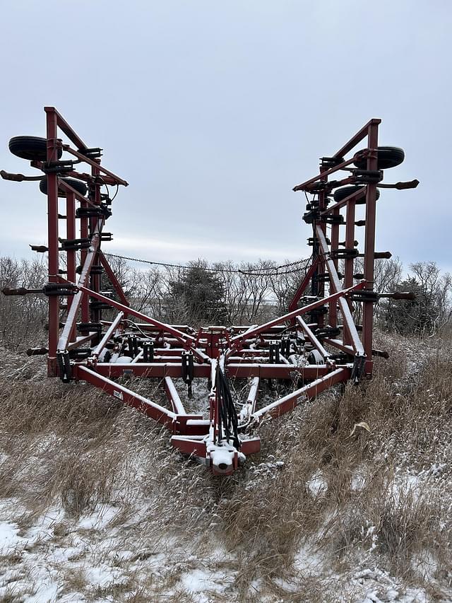 Image of Case IH 5600 equipment image 1