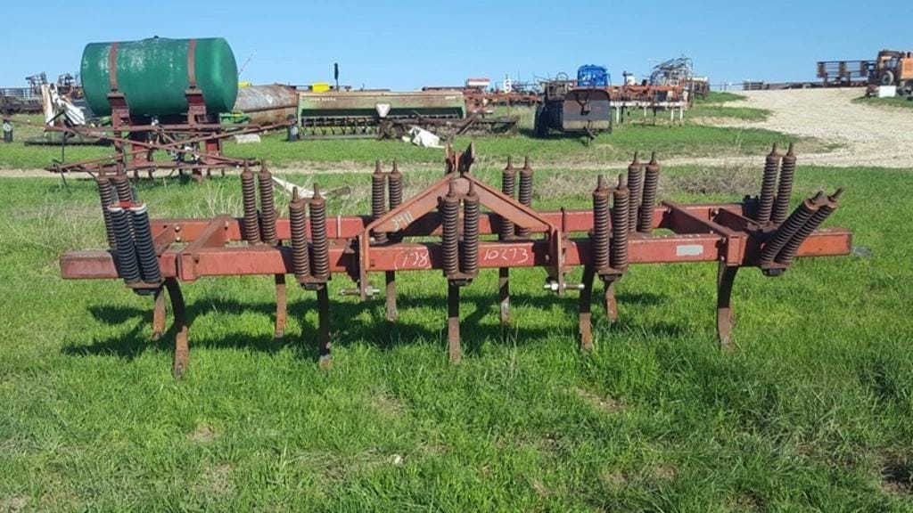 Main image Case IH 5600