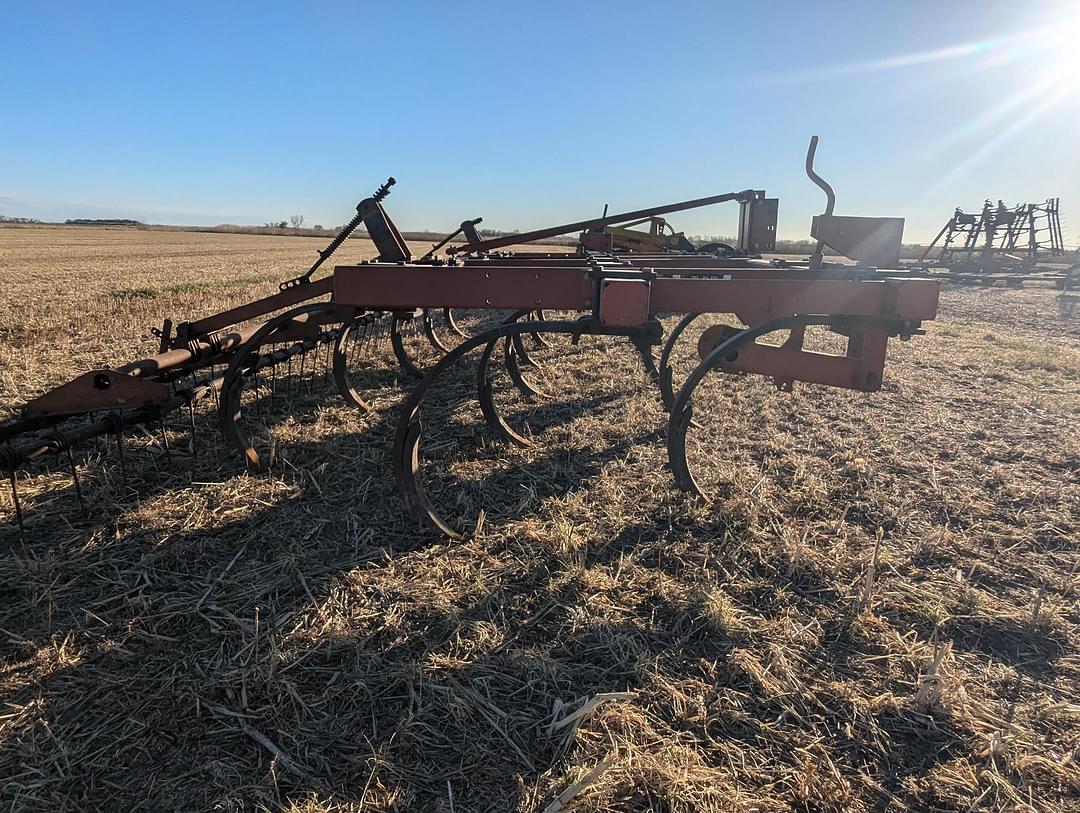 Image of Case IH 5600 Primary image