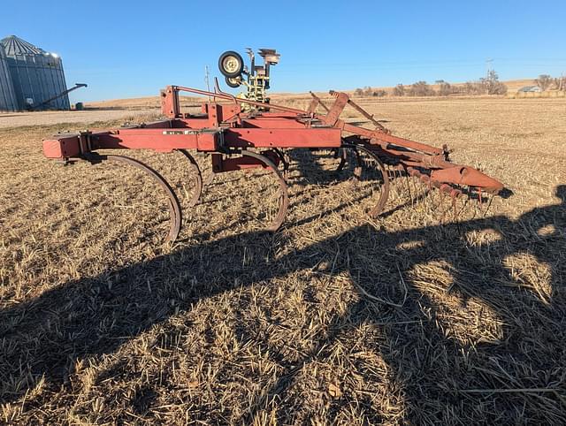 Image of Case IH 5600 equipment image 2