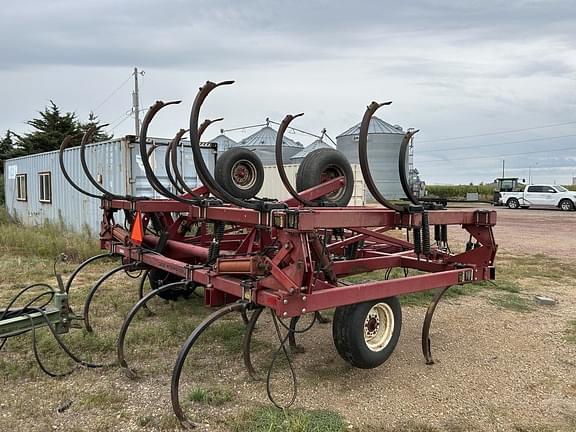 Image of Case IH 5700 equipment image 2