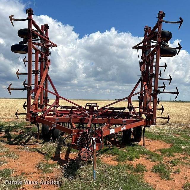 Image of Case IH 5700 equipment image 1