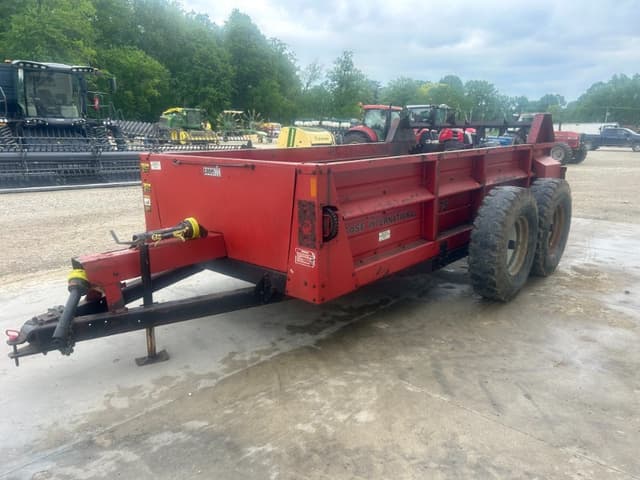 Image of Case IH 575 equipment image 3