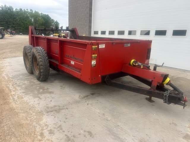 Image of Case IH 575 equipment image 1