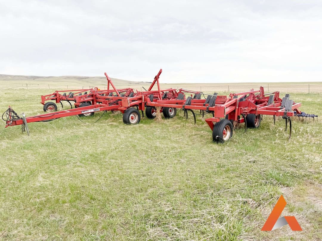 Image of Case IH 5800 Primary image
