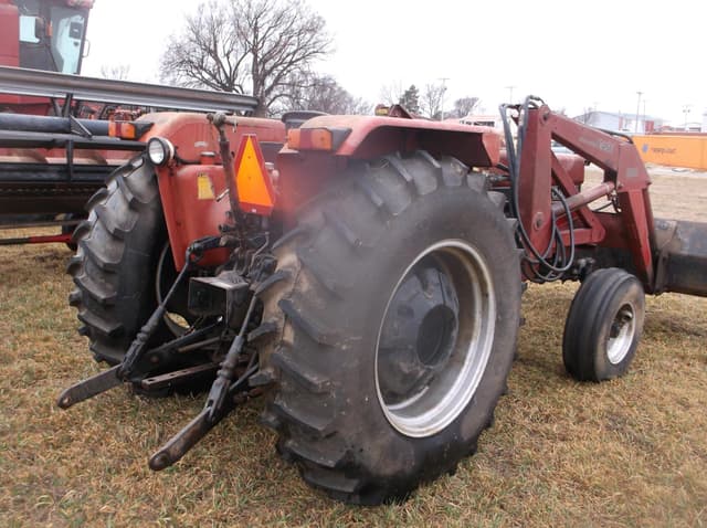 Image of Case IH 585 equipment image 3
