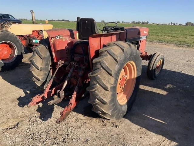 Image of Case IH 585 equipment image 2