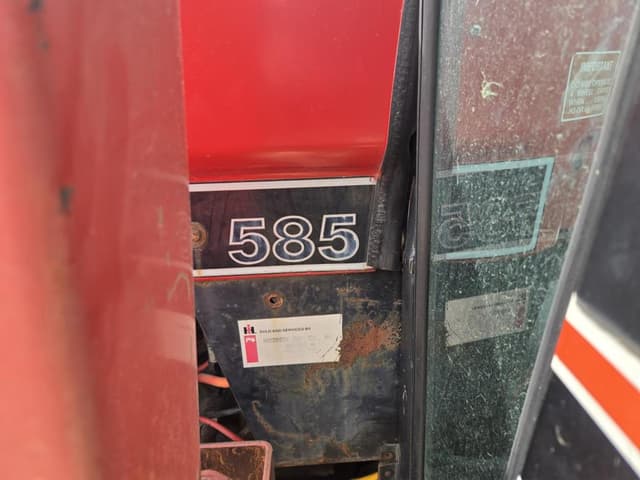 Image of Case IH 585 equipment image 3