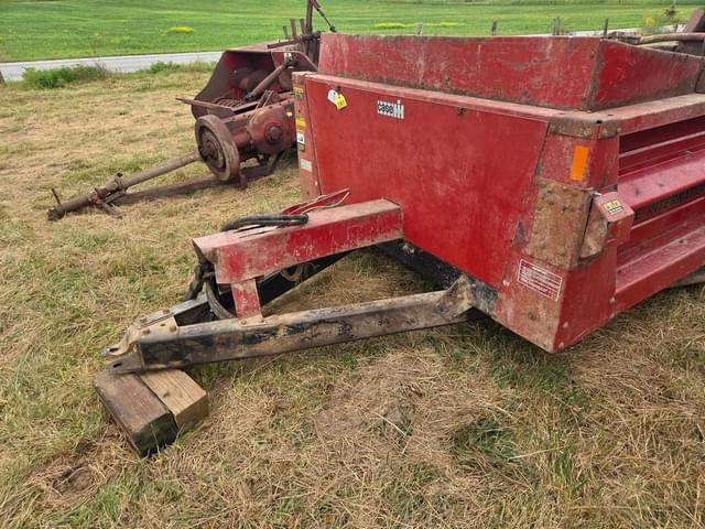 Image of Case IH 595 equipment image 1