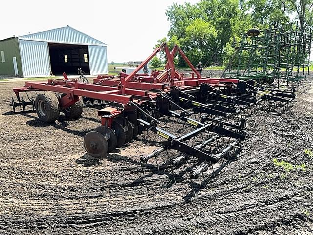 Image of Case IH 596 equipment image 1