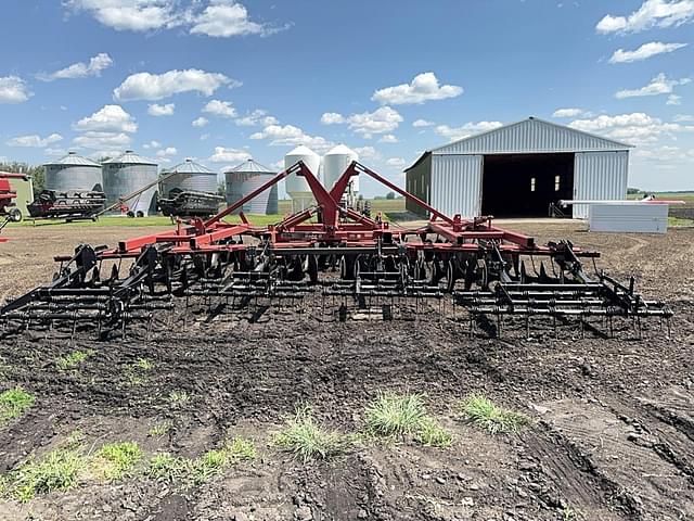 Image of Case IH 596 equipment image 2