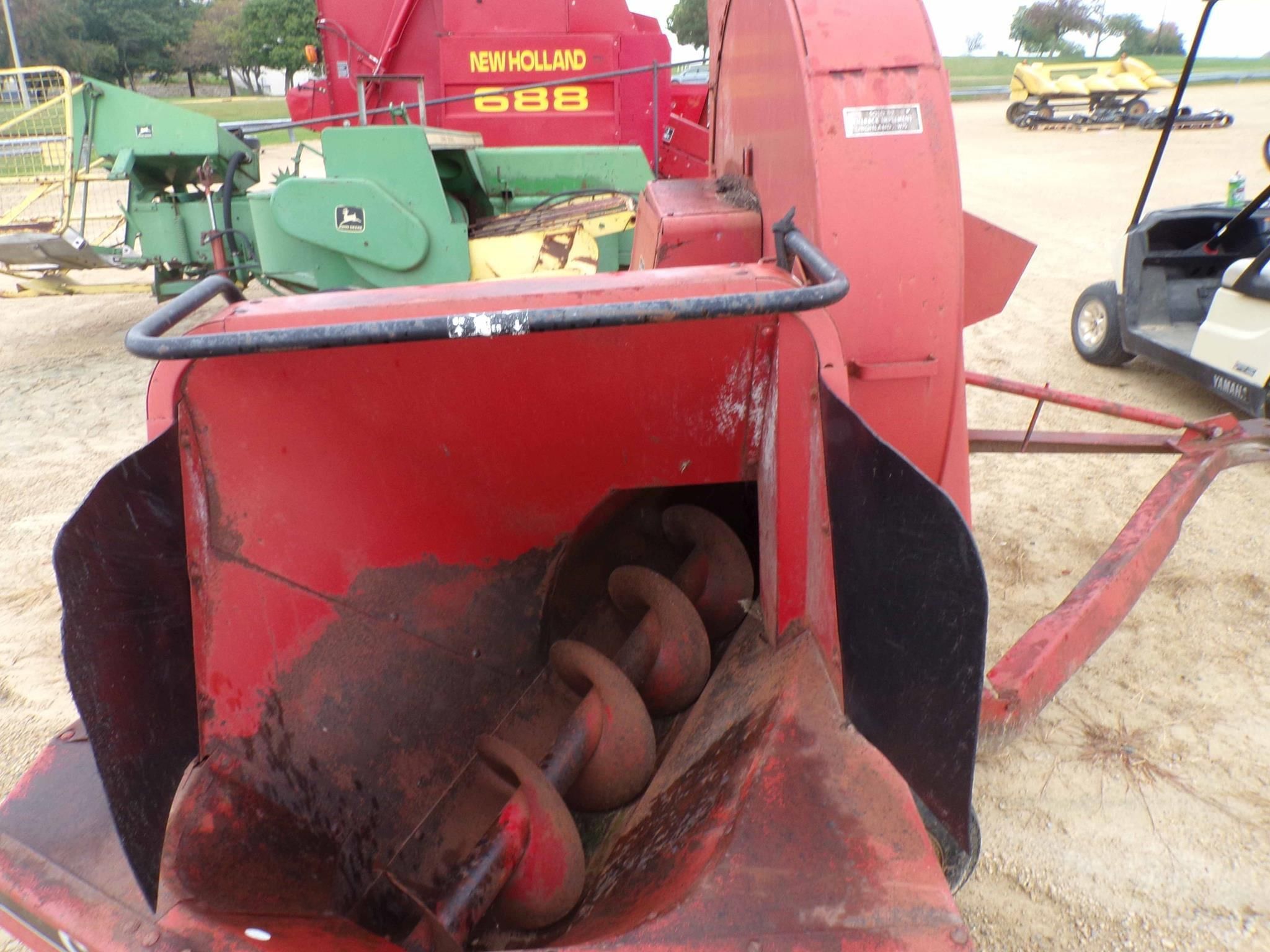 Case IH 600 Equipment Image0