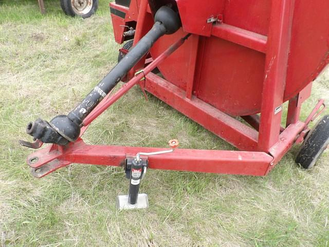 Image of Case IH 600 equipment image 2