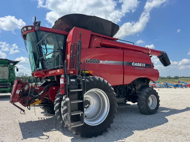 Image of Case IH 6088 equipment image 2