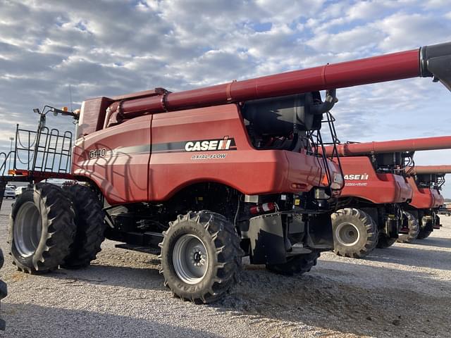 Image of Case IH 6140 equipment image 4