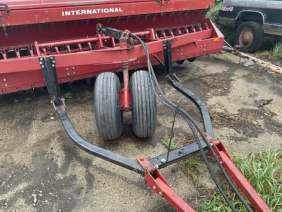 Image of Case IH 6200 equipment image 3