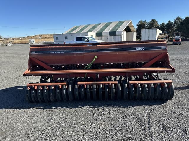 Image of Case IH 6200 equipment image 3