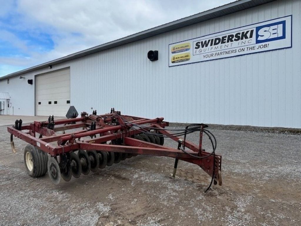 Case IH 6500 Equipment Image0