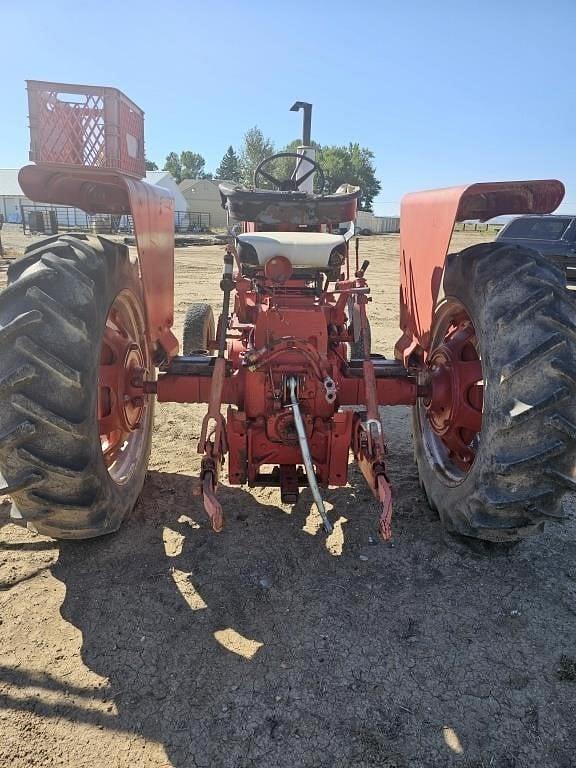 Image of Case IH 656 equipment image 2