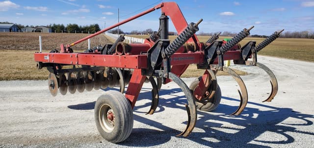 Image of Case IH 6650 equipment image 3