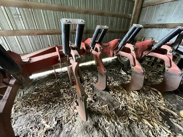 Image of Case IH 6814 equipment image 4