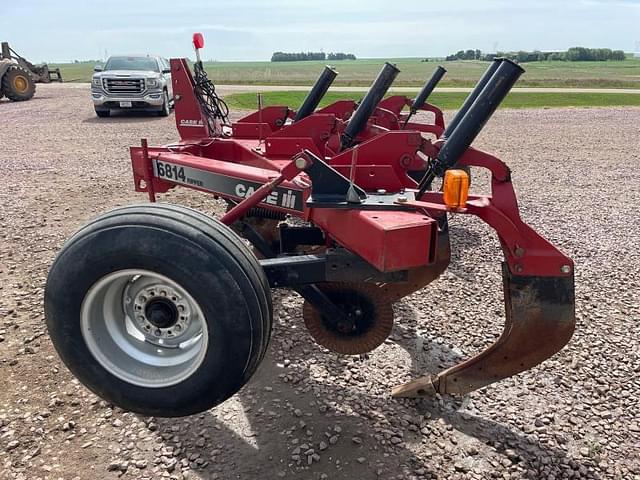 Image of Case IH 6814 equipment image 4