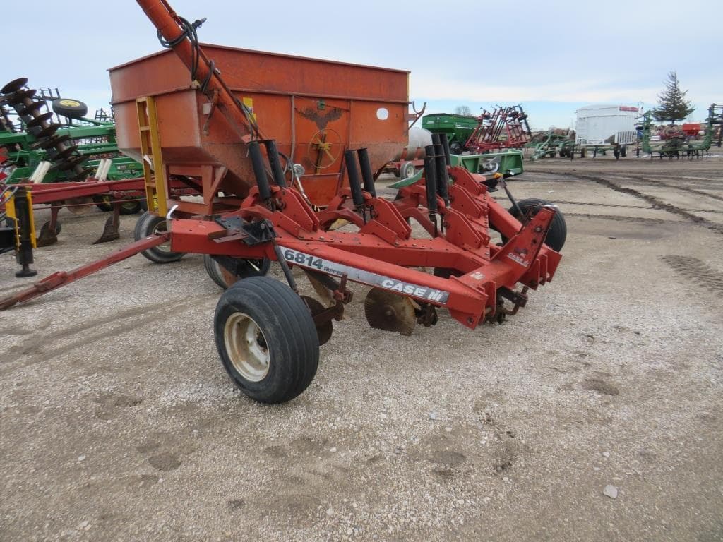 Image of Case IH 6814 Image 0