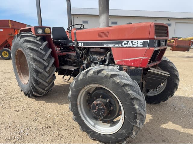 Image of Case IH 685 equipment image 3