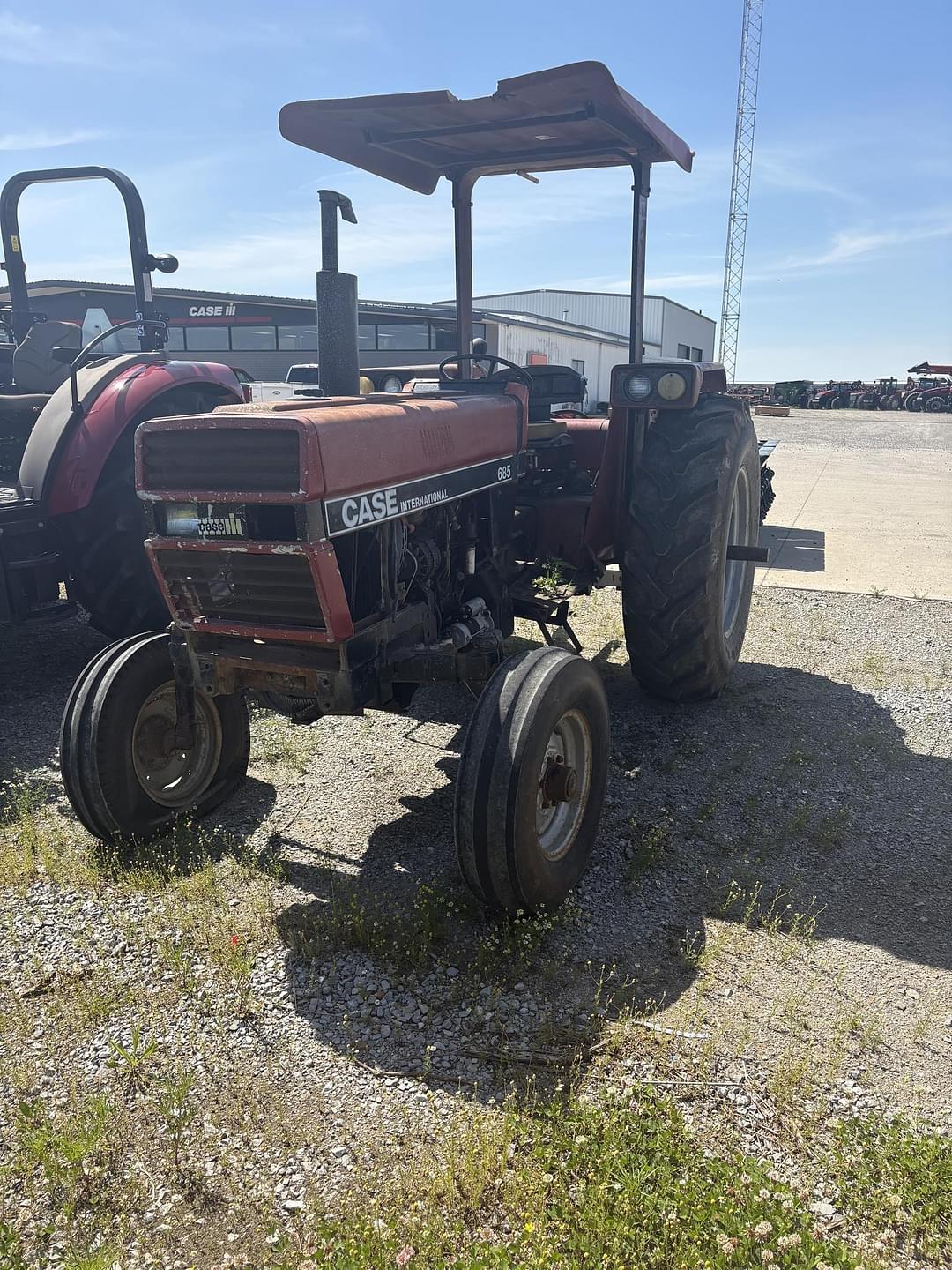 Image of Case IH 685 Primary image