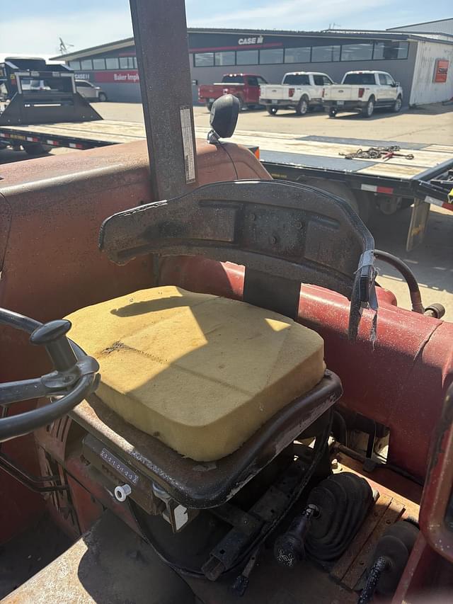 Image of Case IH 685 equipment image 3
