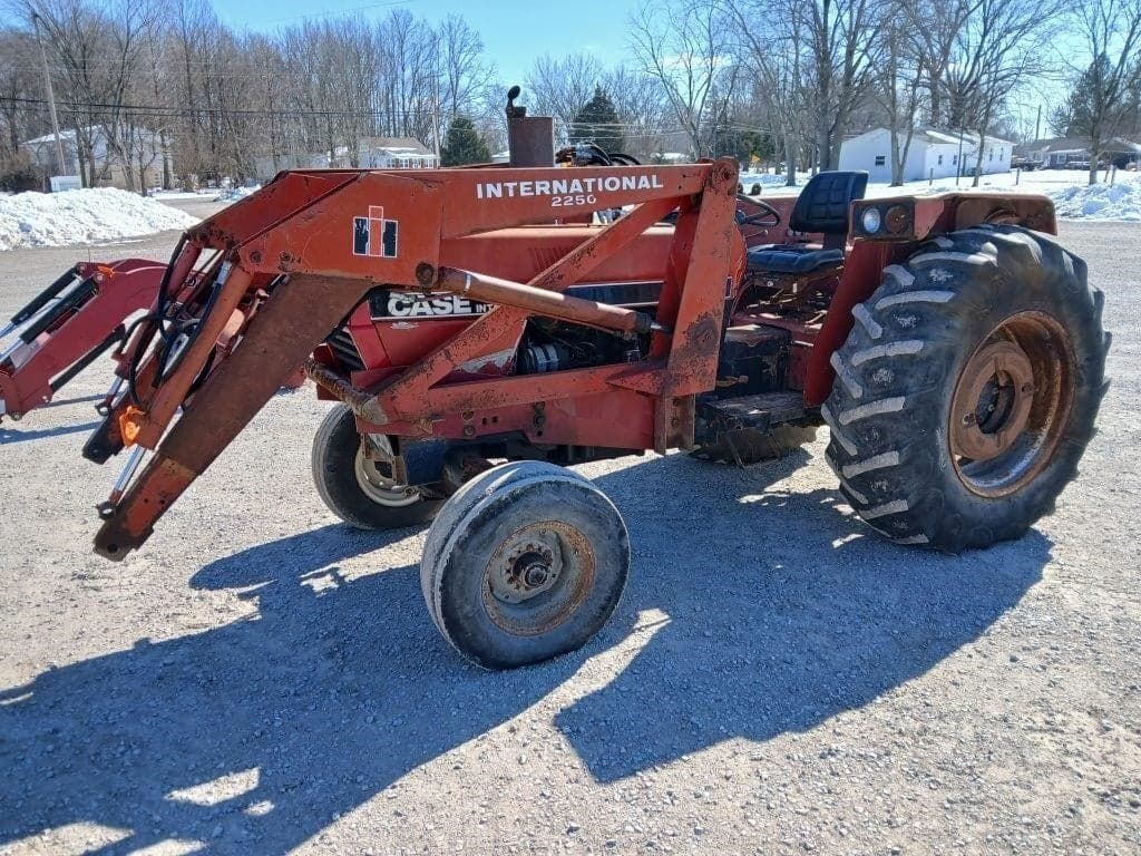 Image of Case IH 685 Primary image