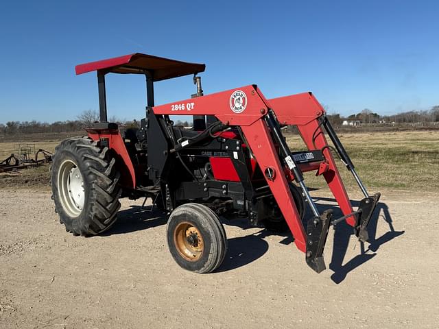 Image of Case IH 695 equipment image 1