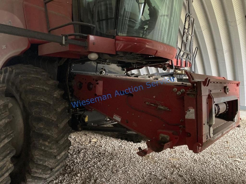 Case IH 7010 Combines Class 7 for Sale Tractor Zoom