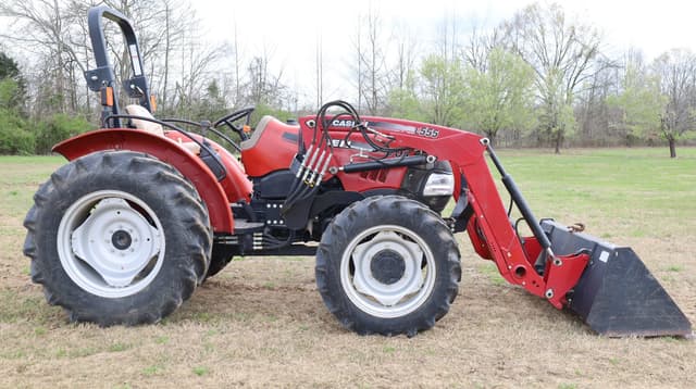 Image of Case IH Farmall 70A equipment image 3