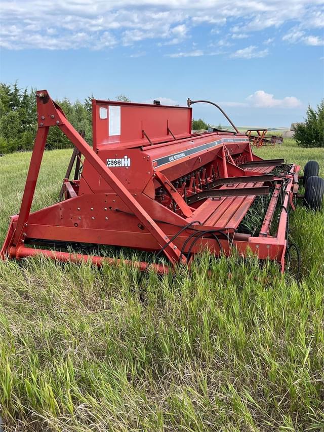 Image of Case IH 7100 equipment image 2