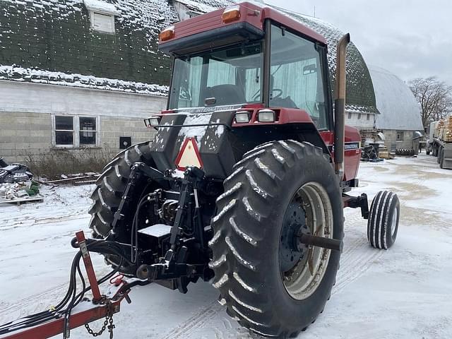 Image of Case IH 7110 equipment image 3