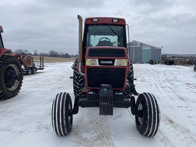 Image of Case IH 7110 equipment image 1